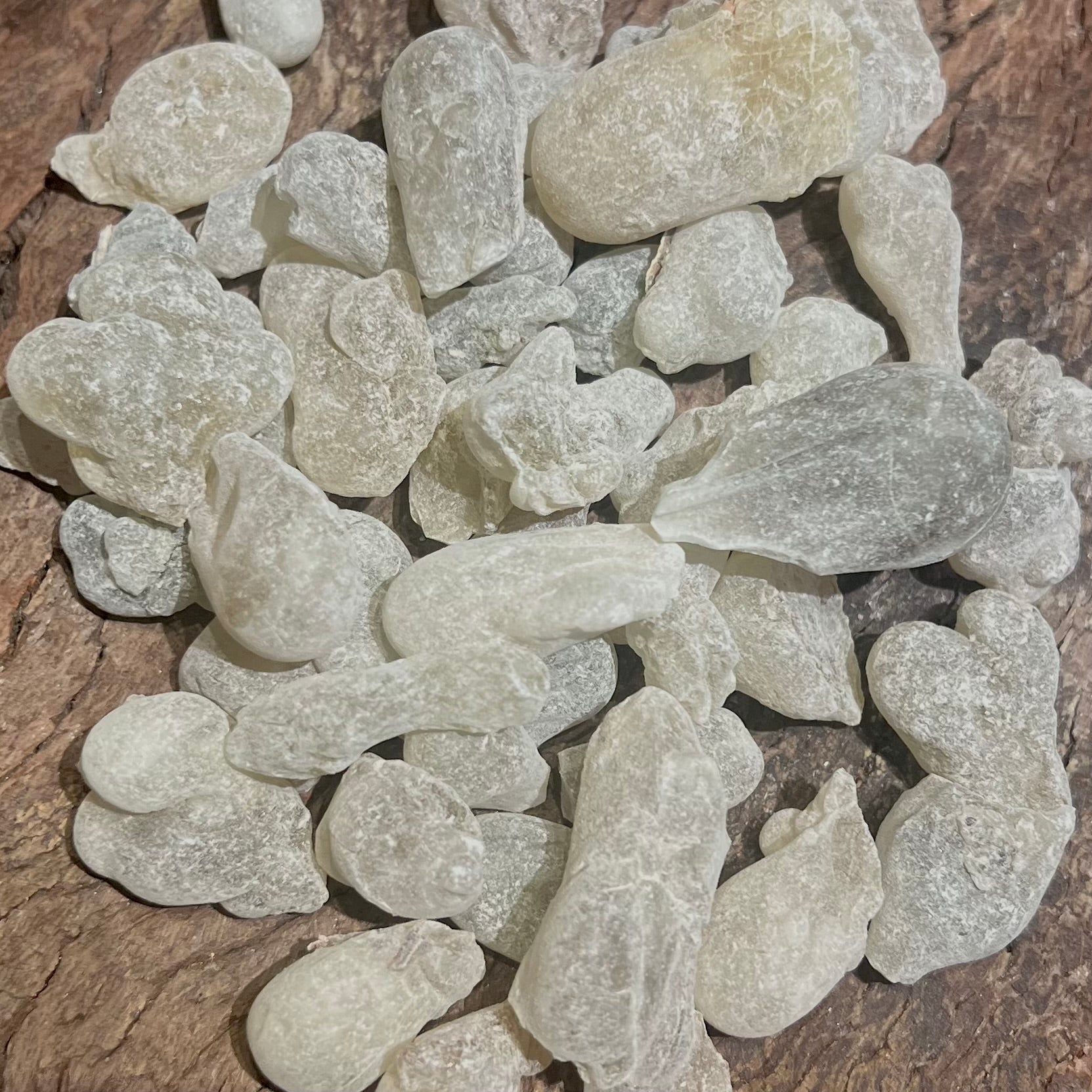 ROYAL White Hojari Frankincense Resin Boswellia Sacra Oman