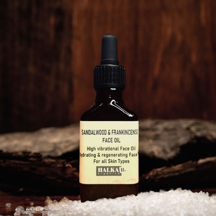 Sandalwood & Frankincense Face Oil High vibrational face oil for all skin types